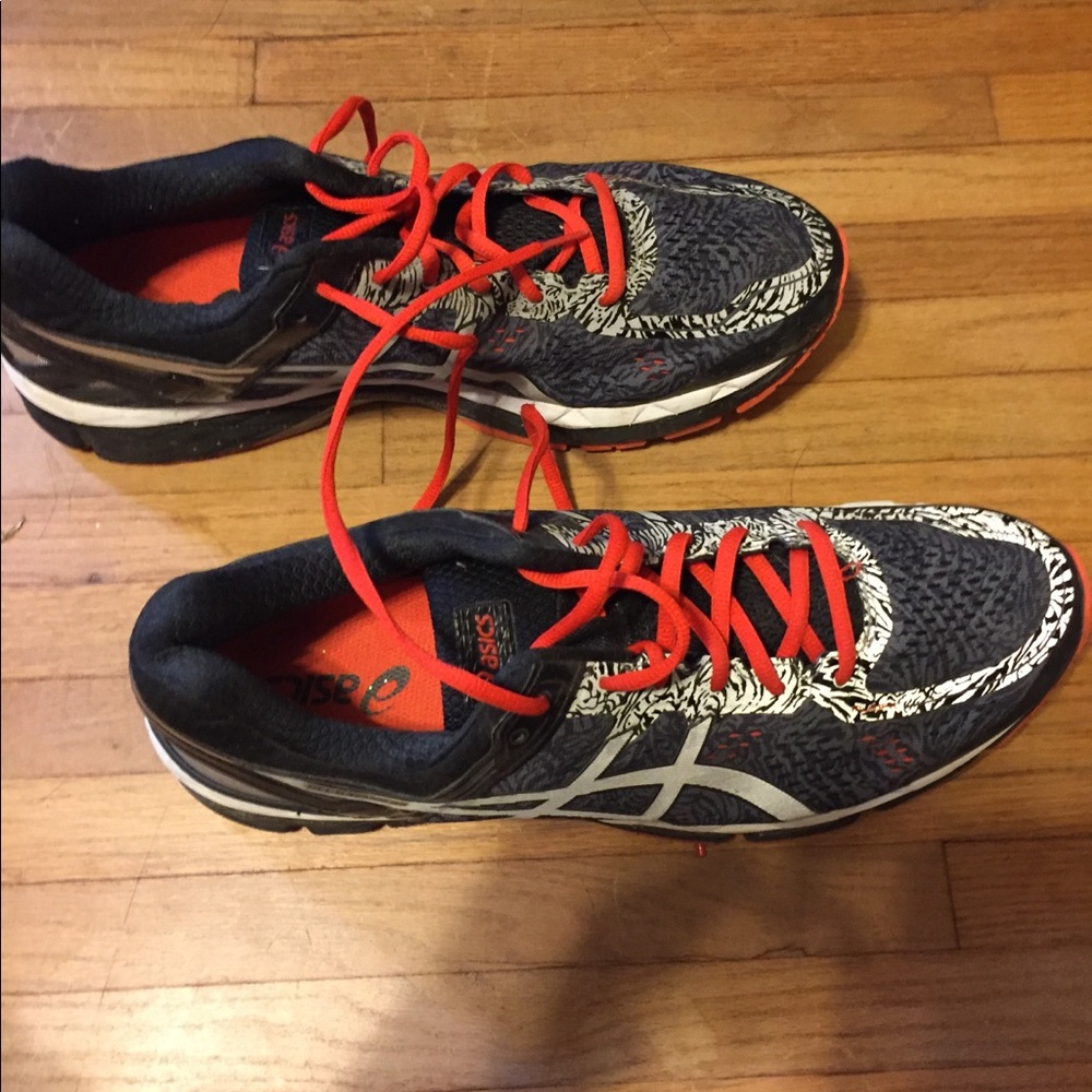 Men’s Tennis shoes
